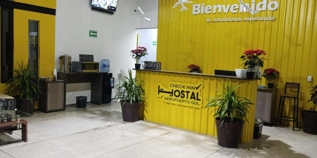 Check Inn Hostal Aeropuerto Gdl Las Pintas Eksteriør bilde