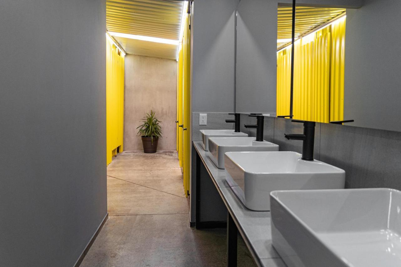 Check Inn Hostal Aeropuerto Gdl Las Pintas Eksteriør bilde