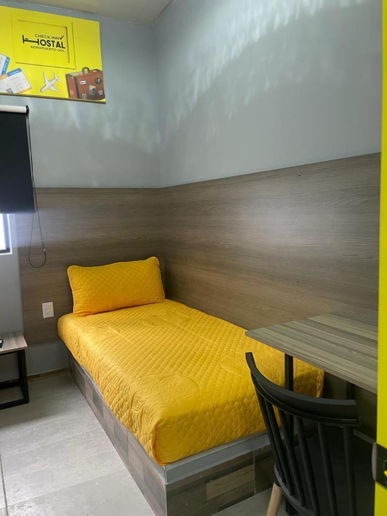 Check Inn Hostal Aeropuerto Gdl Las Pintas Eksteriør bilde