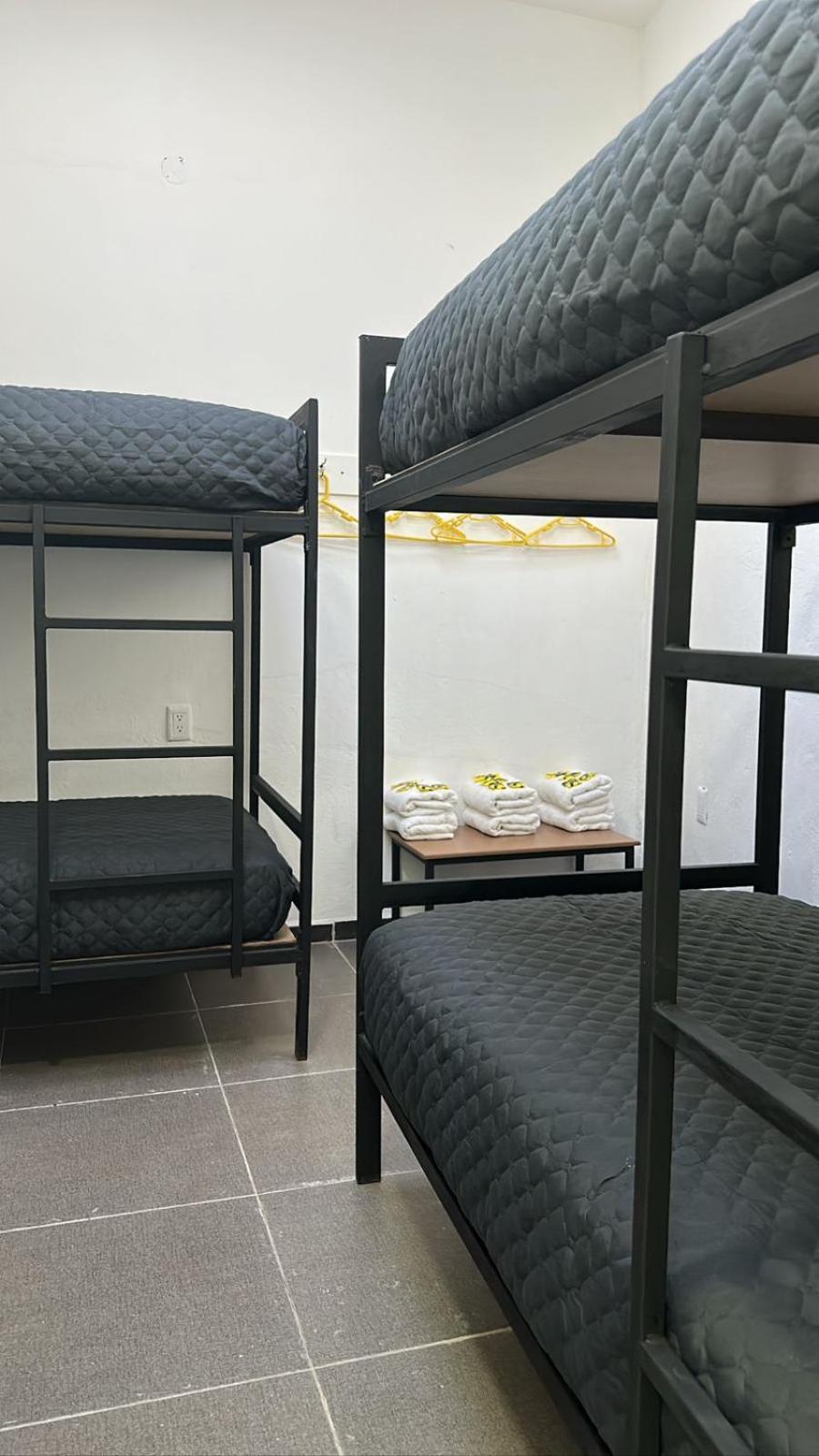 Check Inn Hostal Aeropuerto Gdl Las Pintas Eksteriør bilde